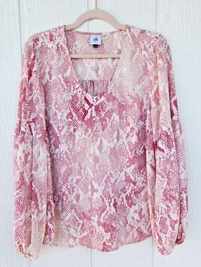 CAbi Bethany Pink Snake-Print V-Neck Longsleeve Blouse Style #5708 Medium